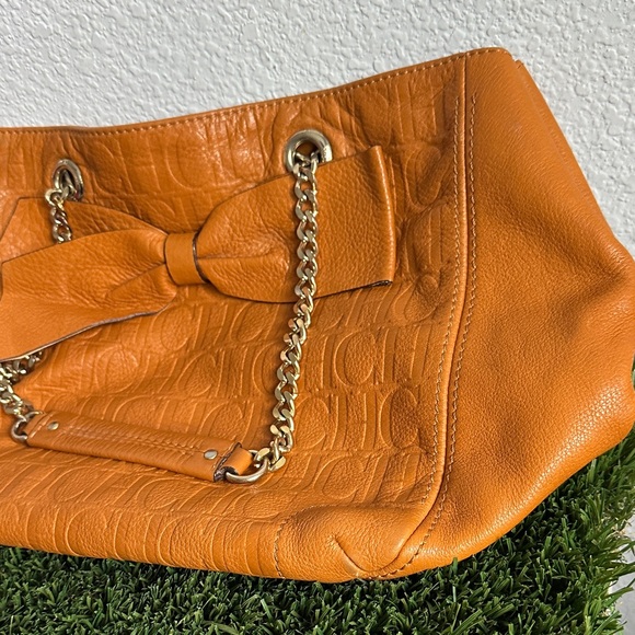 Carolina Herrera Embossed Camel Shoulder Bag - Picture 3 of 10